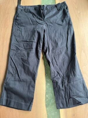 Pantalon gris 7/8 taille 8