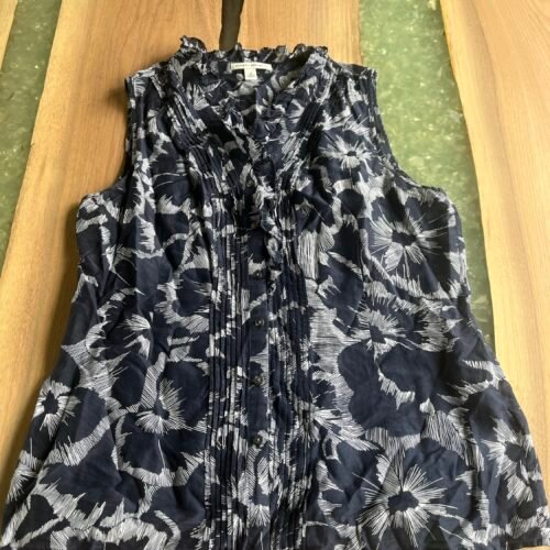 Cami chic 14
Banana Republic