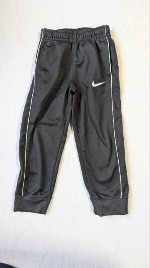 jogging gris Nike gr 3