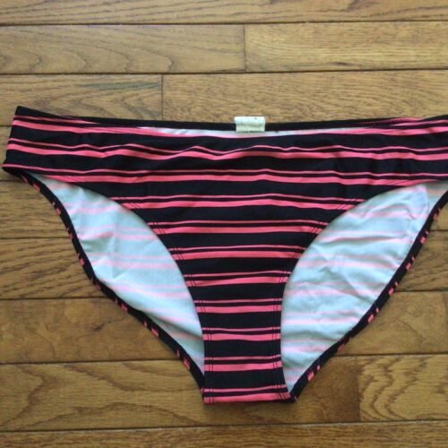 Culotte maillot semble large