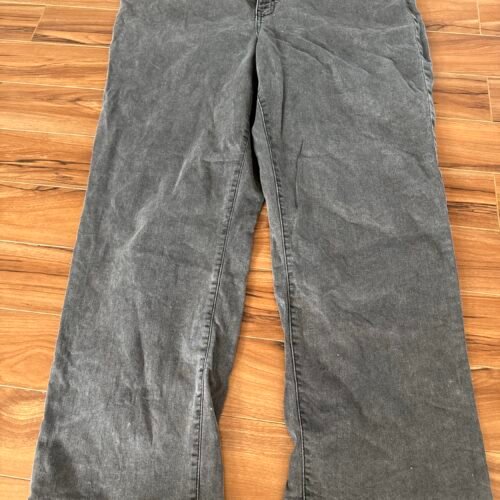 Jeans Reitmans Taille 36 (équivalent = 20 ou 2X)