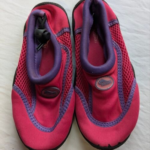 souliers d'eau rose et mauve gr 11