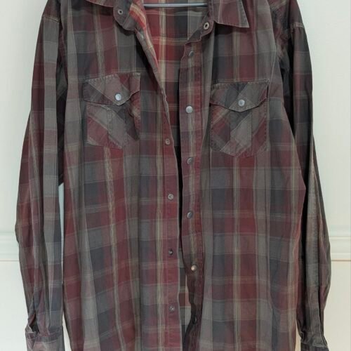 chemise à carreaux rouge et gris Retreat