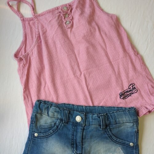 ensemble composé, camisole rose 6-7x et short 6x
