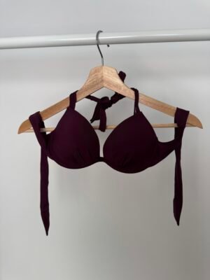 Maillot semble XS/S