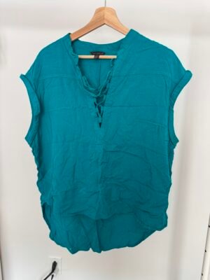 Chandail style chemise L
