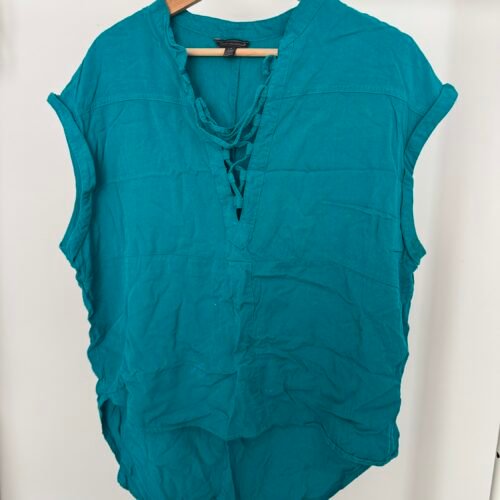 Chandail style chemise L