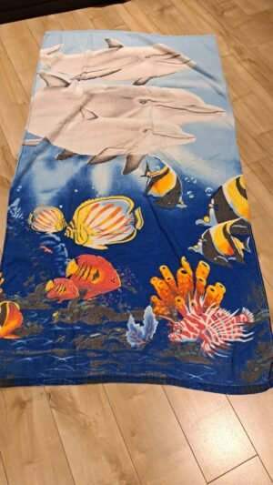 Serviette de plage - dans la mer - belle condition