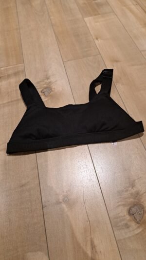 Haut de maillot - noir - Ardene - XS - a quelque tâches a l'intérieur qui partiront au lavage