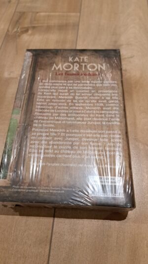 Les heures lointaines - Kate Morton - couverture rigide, encore dans son emballage