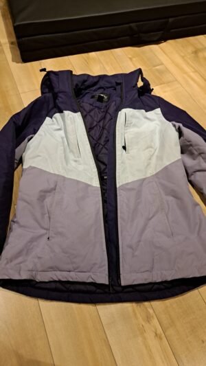Beau manteau d'hiver Skechers violet - M - a quelques tâches qui partiront au lavage