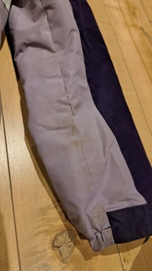 Beau manteau d'hiver Skechers violet - M - a quelques tâches qui partiront au lavage