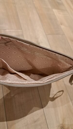 Étui beige Nespresso - pourrait être utilisé comme kit de maquillage - neuf