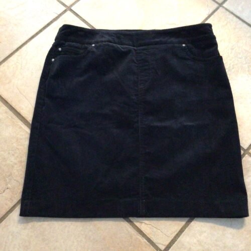 Jupe noire en corduroy gr 12 / impeccable!