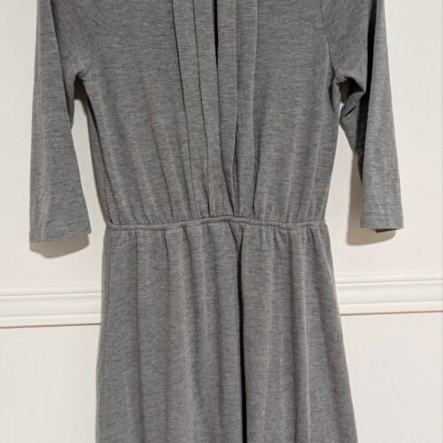 Robe grise Monteau