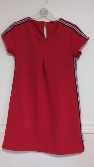 Belle Robe rouge gr 8