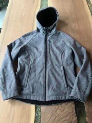 Manteau gris imperméable avec doublure en polar. M
Kirkland