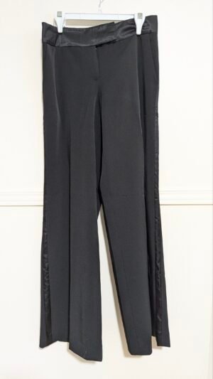 pantalon noir SUZY  SHIER avec bandes style satin sur les côtés
