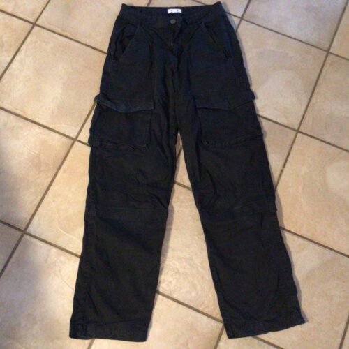 79119809-d6aa-4cbb-bbaf-389c54b03a18-6717-000001f6d50e2637_file GARAGE gr 03/ poches cargo