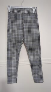 pantalon à carreaux bleu/noir/blanc H&M gr 10-11
