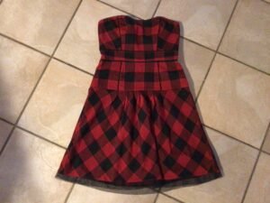 24 heures/ MAGNIFIQUE robe AMÉRICAN EAGLE OUTFITTERS gr 2 wow wow!