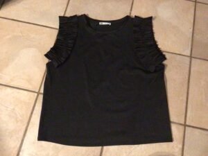 ZARA haut noir wow! Large