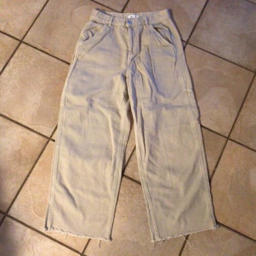 ff14bc30-9fd5-4a1b-995d-2084bcee15e7-6717-000002057648a4e1_file 24 heures/ GARAGE gr 03