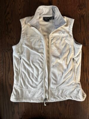 Doudoune beige mountain hardwear médium 👌