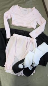 Ensemble de ballet (voir description)