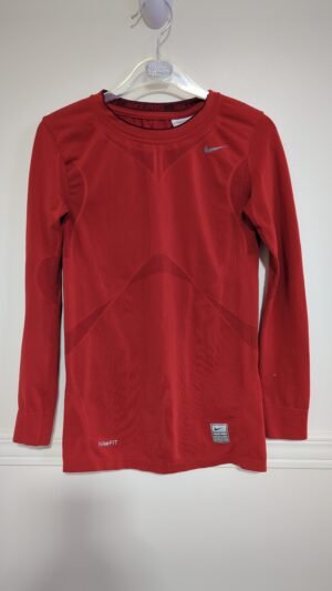 chandail rouge Nike Pro