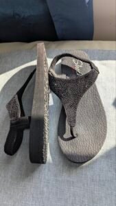 sandales skechers yoga foam, neuves! gr 9