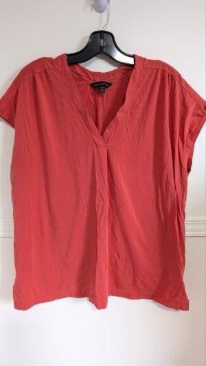 t-shirt orange Banana Republic
