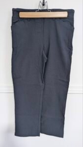 Beau panta-court noir Hilary Radley