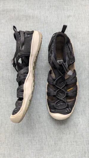 sandales KEEN washable, noires, gr 4