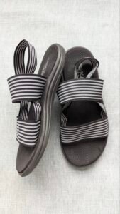 sandales Tropical Daze, noires lignées blanches, gr 6