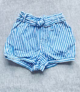 short rayé Baby Gap 5ans