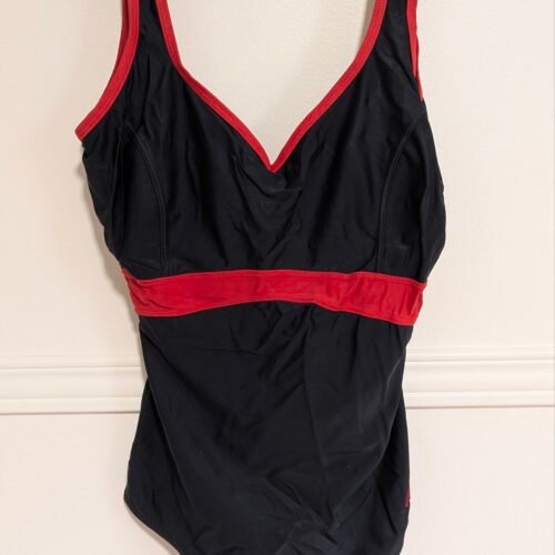 Maillot noir et rouge ROOTS gr 12